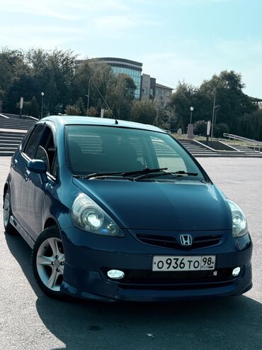 авто с последующим выкупом фит: Honda Fit: 2004 г., 1.5 л, Вариатор, Бензин, Хэтчбэк