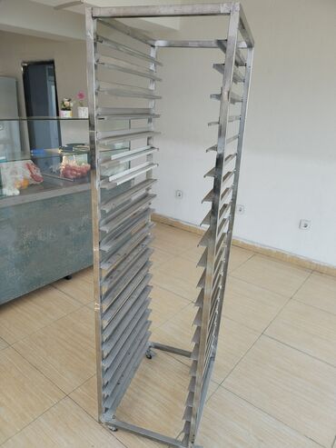 tost coreyi: Bu, çörəkçilik məhsullarının, qənnadı məmulatlarının və ya digər qida