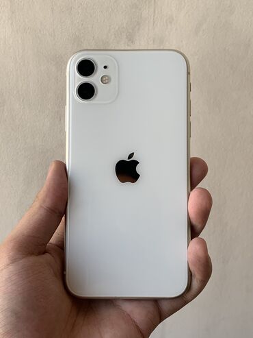 Apple iPhone: IPhone 11, Б/у, 128 ГБ, Белый, 70 %