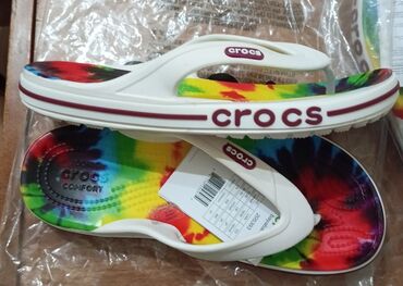 крокс шлепки: Продаю crocs,производство Корея,размер 40,4142 последние три пары по