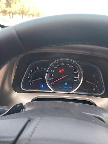 toyota yagi: Toyota RAV4: 2 l | 2013 il Krossover — 6