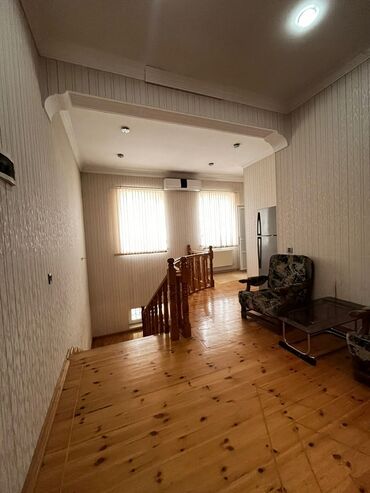 Bağ evlərinin kirayəsi: 1 kv. m, 3 otaqlı — 4