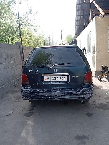 сидение одисей: Honda Odyssey: 1996 г., Автомат, Минивэн — 2