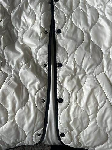 Демисезонные куртки: Стёганая куртка-жакет - Цвет: молочный (айвори) с контрастной чёрной — 5