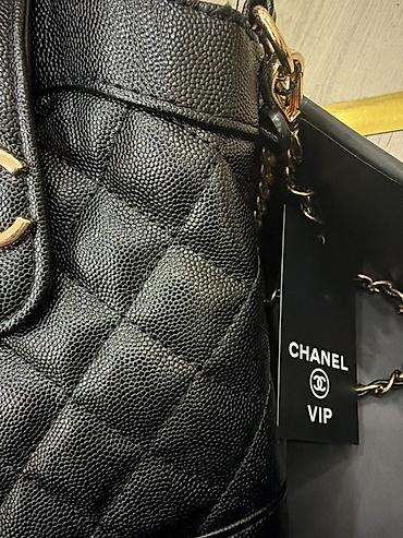 chanel etir: 120 alinib tezedi Chanel makeup qadın çantası. Qara rəngdə, toxumalı — 2