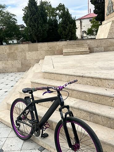 cube race 318: Velosiped ramasi qara rengdedi qiymeti 205azndir arxa7 qabag 3 lu dur — 3