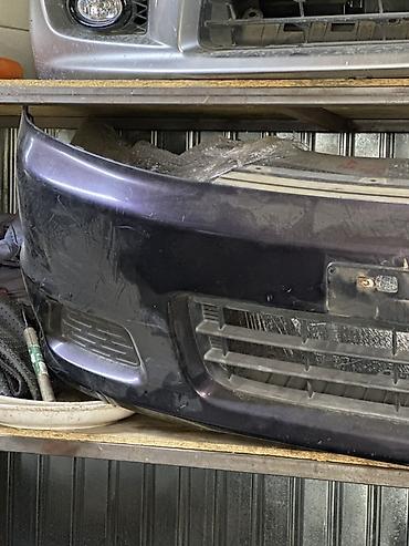 Передний бампер Honda Stepwgn RF5 (дорестайлинг). Цвет
