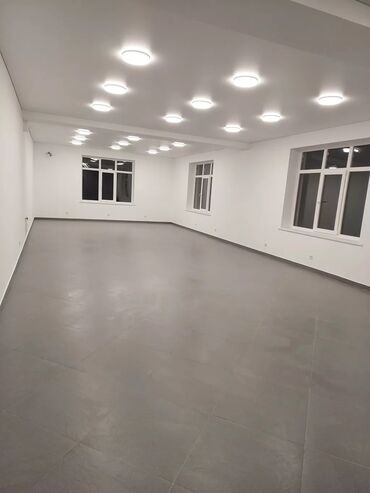 купить помещение под салон красоты: Сдаю Офис, 100 м², В административном здании, 1 линия, С оборудованием, С отдельной кухней