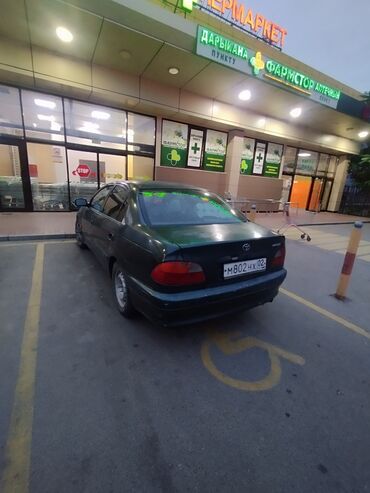 хорошая качественная обувь: Toyota Avensis: 1998 г., 1.6 л, Механика, Бензин, Седан