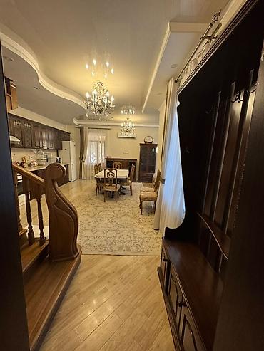 Продажа коттеджей и домов: URSA 🏡 Продаётся уютный кирпичный дом в Бишкеке (район Политеха — 3