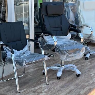 Ofis və oyun kresloları: Yeni, Təkərli, Qolları tənzimlənir, Dəri -da lalafo.az — 12 Ofis və oyun kresloları: Yeni, Təkərli, Qolları tənzimlənir, Dəri — 12