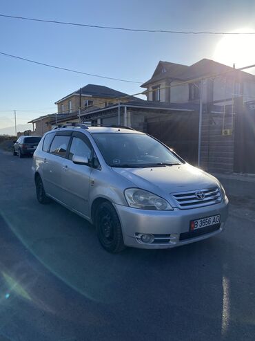 тайота авенсис хетчбек: Toyota Avensis Verso: 2002 г., 2 л, Механика, Бензин, Вэн/Минивэн