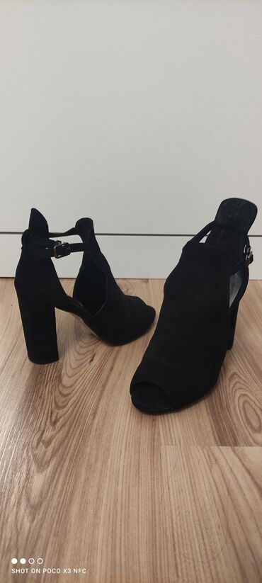 обувь jordan: Туфли 37.5, цвет - Черный