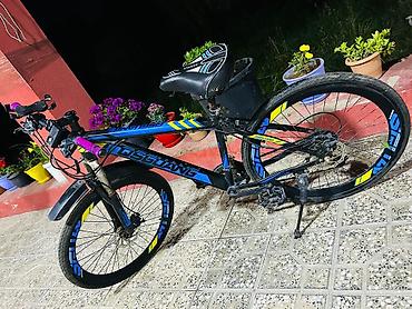 İdman velosipedləri: 26lıq skarasnoy velosiped satılır. Problemi yoxdu.Real alıcıya endirim — 2