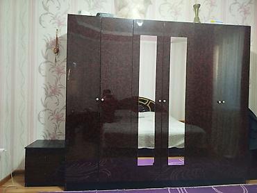 dressing table: Продаётся спальный гарнитур В комплекте: шкаф с зеркалами, кровать и — 2