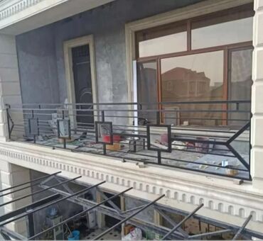 Barmaqlıqlar: Reşotka 1-kv 35 azn başlayır 
Məhəccər 1-metr 50 azn başlayır — 15