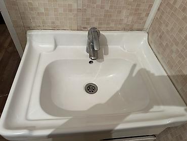 Раковины для ванной: Холодильник-8000 Раковина ванна- 2000 продано ❌ Душавая кабина — 5
