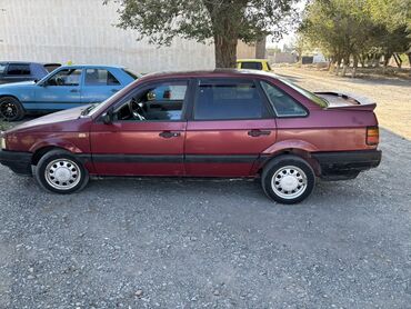 продаю нексиа: Volkswagen Passat: 1988 г., 1.8 л, Механика, Бензин, Седан