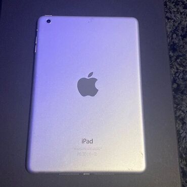 Планшеты: Планшет, Apple, память 16 ГБ, 7" - 8", Wi-Fi, Б/у, Классический цвет - Серебристый