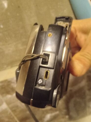 Fotokameralar: Olympus kompakt fotoaparat - 8.0 megapiksel həlli - 5x optik zoom (AF — 13