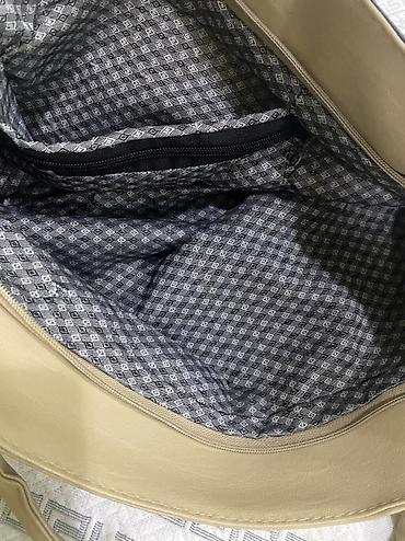 Çantalar: Qadın çantaları.her biri az istifade olunub. heç bir problemleri — 9