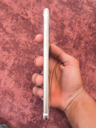 iphone 8 pus: IPhone 7 Plus, Gümüşü, Barmaq izi — 5