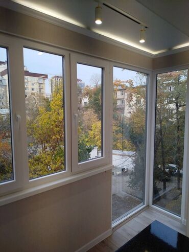 продаю 2х ком кв бишкеке без ремонта токтогул ткрусбекова: 2 бөлмө, 57 кв. м, Жеке план, 3 кабат, Евроремонт