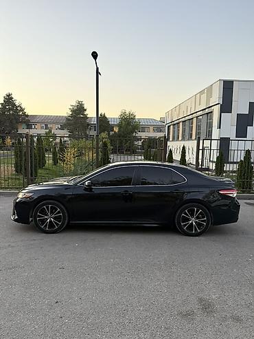 цены на автомобили в бишкеке: Toyota Camry: 2018 г., 2.5 л, Автомат, Бензин, Седан — 6