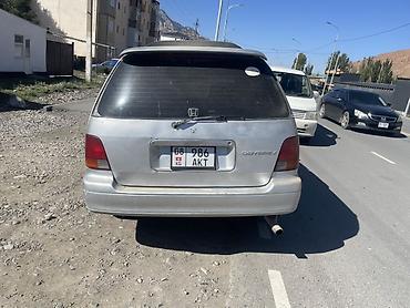 audi a4 b7: Honda Odyssey: 1996 г., 2.1 л, Автомат, Бензин, Минивэн — 10