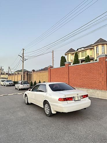лх 300: Toyota Camry: 2001 г., Автомат, Бензин, Седан — 4