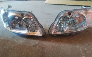 corolla runx: Комплект передних фар Toyota 2002 г., Б/у, Оригинал