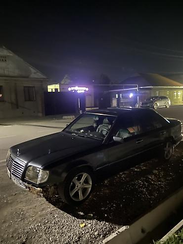 Mercedes-Benz W124: 1994 г., 2 л, Механика, Седан