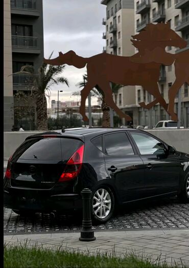 фольксваген джетта 6: Hyundai i30: 1.6 л | 2011 г. Хэтчбэк