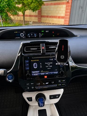 ev: Toyota Prius: 2016 г., 1.8 л, Гибрид — 8