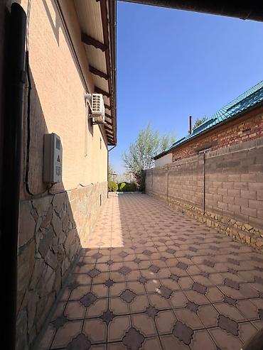 Продажа коттеджей и домов: Ж/м Арча-Бешик, ул. 14-я / Абдрахманова Общая площадь земли-9,7 соток — 30