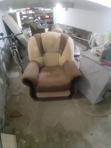 стульчик и кресло кочалка для кормления: Б/у, Кресло, Ткань