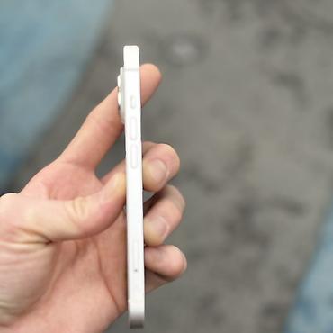 Apple iPhone: IPhone 14, Б/у, 128 ГБ, Белый, Коробка, 83 % — 6