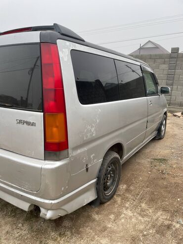 Honda: Honda Stepwgn: 2000 г., 2 л, Автомат, Бензин, Минивэн — 5