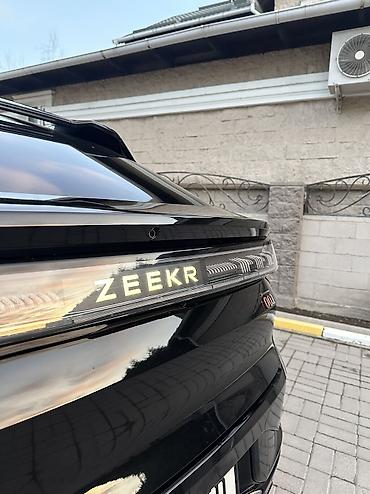 Zeekr: Zeekr 001: | 2023 г. Седан — 6