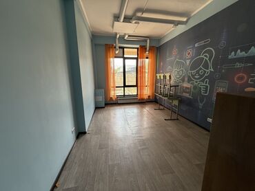 Офисы: Сдаю Офис, 20 м², В жилом комплексе, С отдельным входом, С отдельным сан узлом, С юридическим адресом