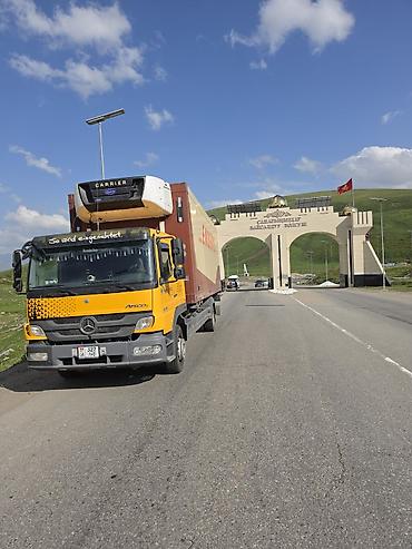 Грузовик, Mercedes-Benz, Стандарт, 7 т, Б/у