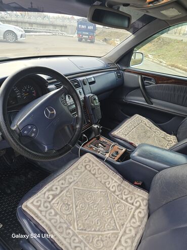 Mercedes-Benz: Mercedes-Benz E-Class: 2002 г., 3.2 л, Типтроник, Бензин, Седан — 12