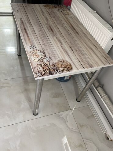 Salon, tibbi mebel dəsti: Gözəllik studiyası üçün mebel dəsti Tərkib: - Resepsiyon masası — 12