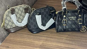 guess çanta: Brend dizaynlı kiçik ölçülü qadın çantaları – gündəlik və şəhər üslubu — 1