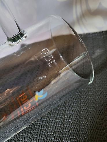 Čaše: Krigla nova Licher premuim Wiesn rastalova. Nova krigla sve na njoj — 14