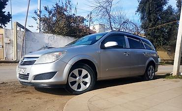 запчасти opel vectra a: Opel Astra Caravan (universaı), gümüşü rəng. Xüsusiyyətlər: - Kuzov — 1