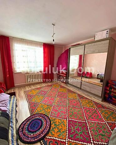 Продажа коттеджей и домов: 🏠Продается дом в с. Сокулук с участком 40 соток и кошарой. От трасы 2 — 10