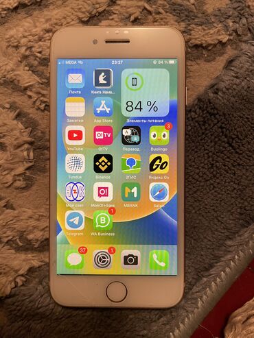 Apple iPhone: IPhone 8, Б/у, 64 ГБ, Защитное стекло, Чехол, Кабель, 78 %