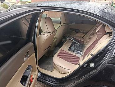 Honda: Honda Accord: 2.4 l | 2008 il Sedan — 8