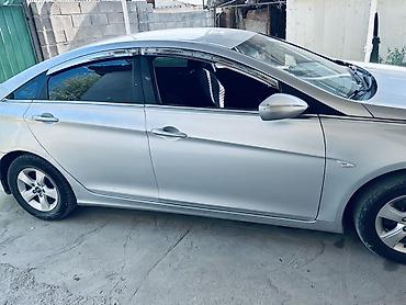 шевроле тахое: Hyundai Sonata: 2011 г., 2 л, Автомат, Газ, Седан — 7
